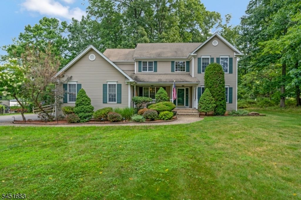 1941 Mountain Top Rd, Bridgewater Twp., NJ 08807 — exterior
