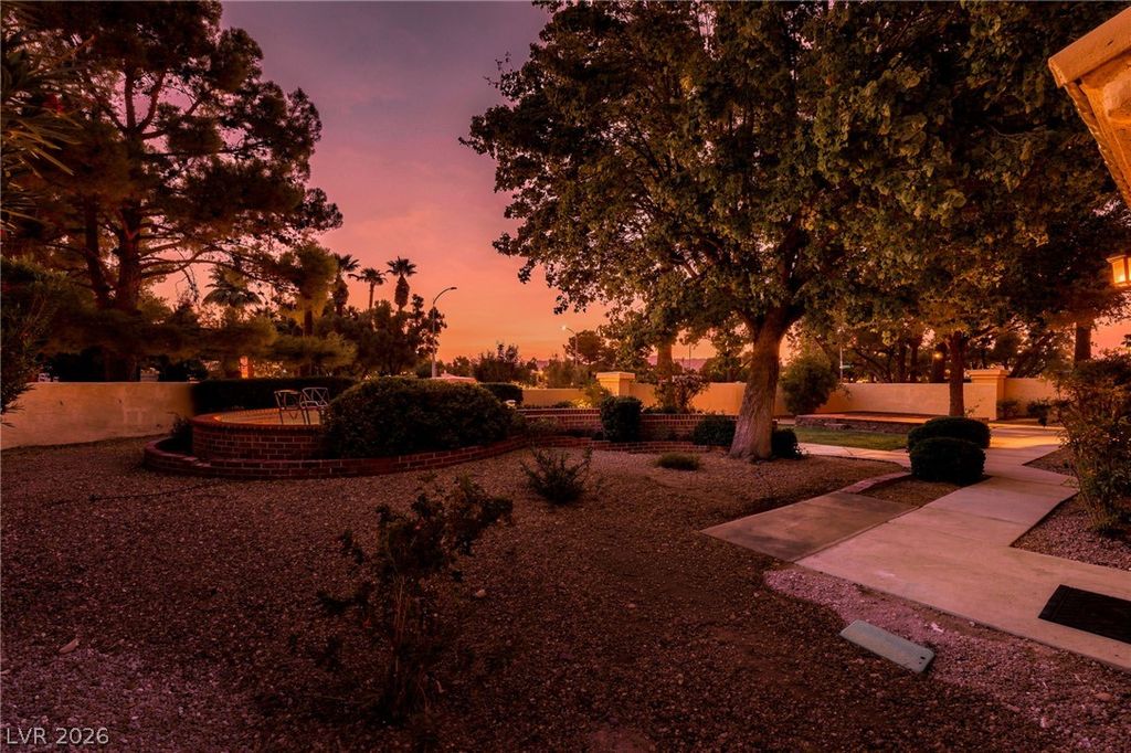 2433 Chatfield Drive, Las Vegas, NV 89128 — photo 3