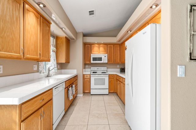 6619 Baldwin, Valley Springs, CA 95252