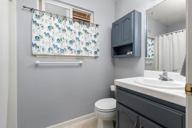 6619 Baldwin, Valley Springs, CA 95252