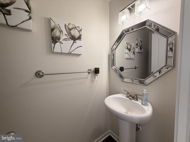 1635 FAIRHILL DR, Edgewater, MD 21037