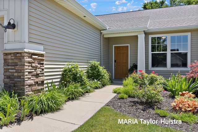 7400 Watermark Drive, Allendale Twp, MI 49401