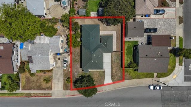 334 N Vernon, Azusa, CA 91702