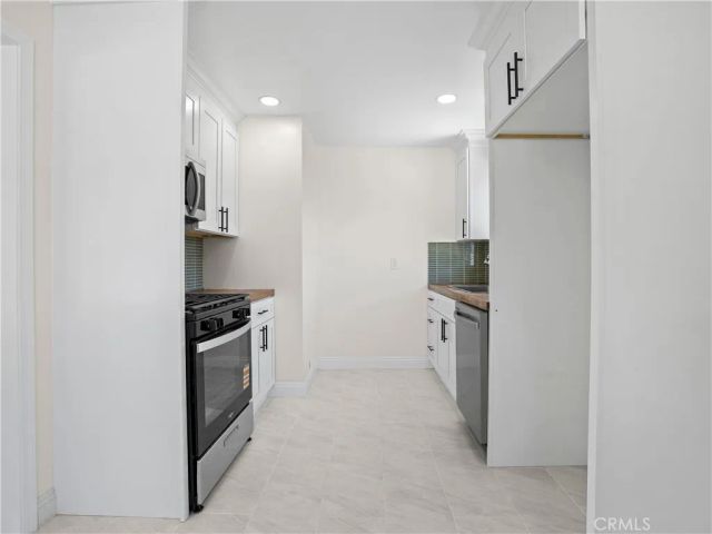 334 N Vernon, Azusa, CA 91702