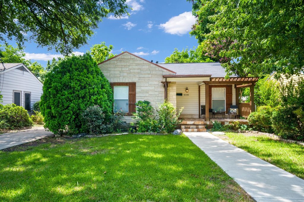 3135 Hedgerow Drive, Dallas, TX 75235