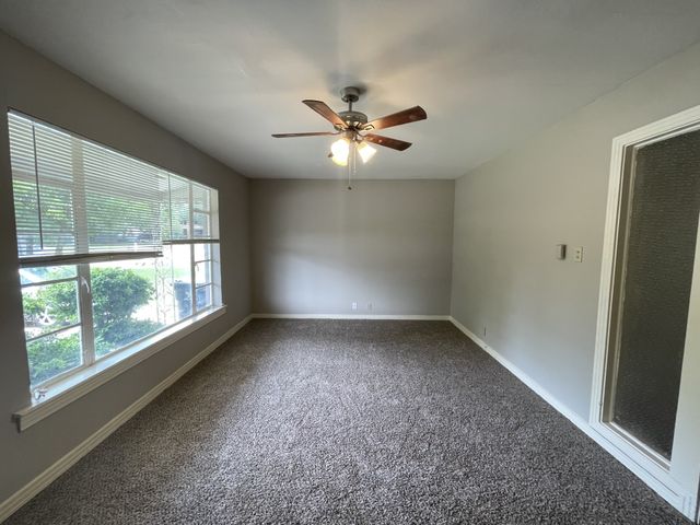 815 DUGAN Street, Arlington, TX 76010