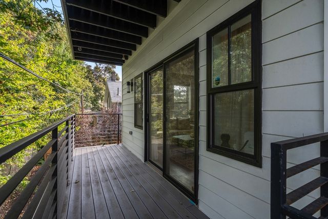 19 W Tremlett St 4, Boston, MA 02124