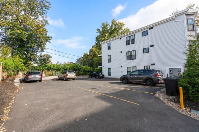 19 W Tremlett St 4, Boston, MA 02124