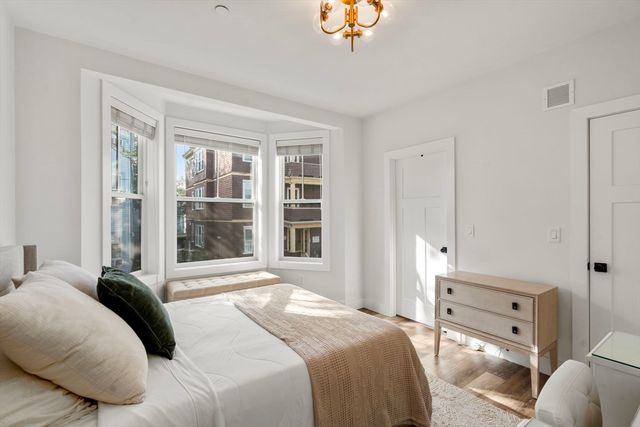 19 W Tremlett St 4, Boston, MA 02124