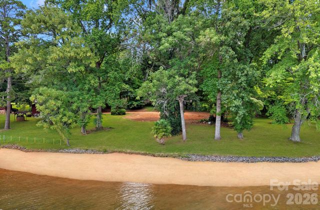 21024 Norman Shores Drive, Cornelius, NC 28031