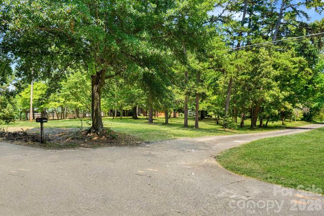 21024 Norman Shores Drive, Cornelius, NC 28031