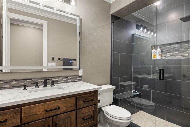 1203 Huntington Cove Court, Granbury, TX 76048