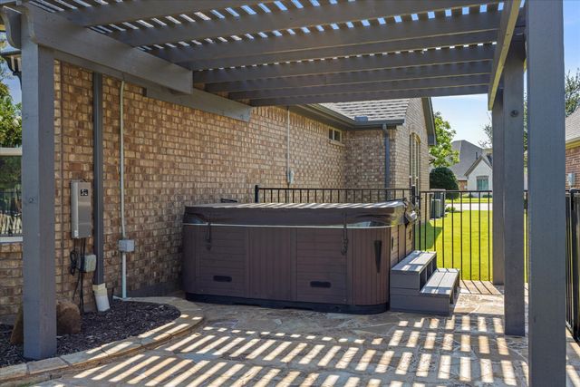 1203 Huntington Cove Court, Granbury, TX 76048