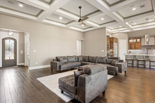 1203 Huntington Cove Court, Granbury, TX 76048