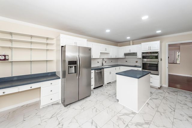 14 Wappoo Creek Place, Charleston, SC 29412
