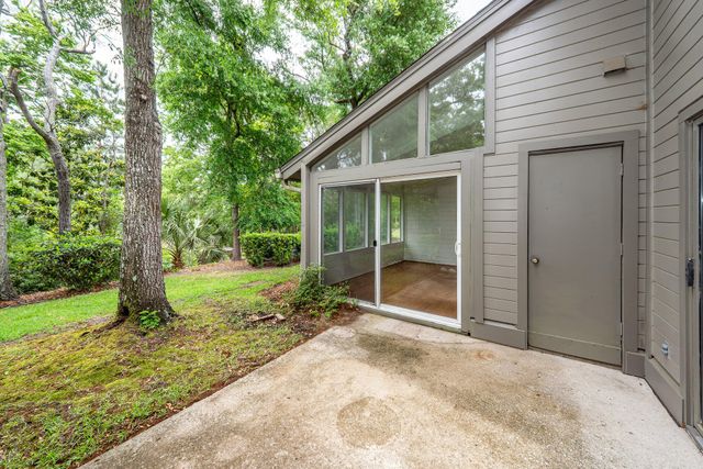 14 Wappoo Creek Place, Charleston, SC 29412
