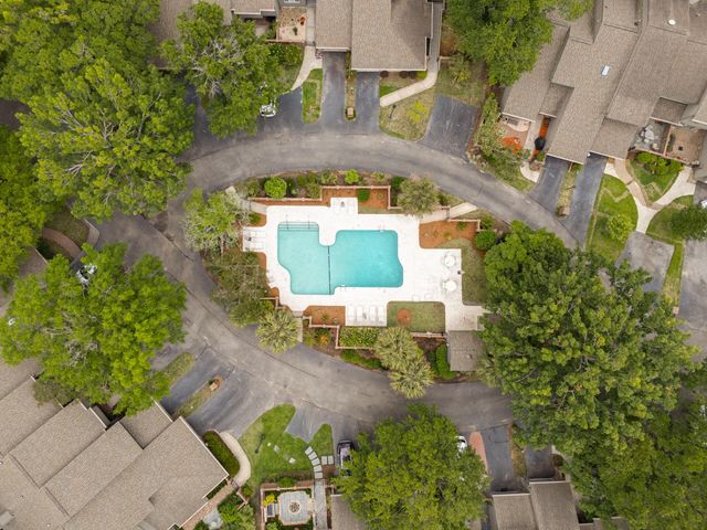 14 Wappoo Creek Place, Charleston, SC 29412