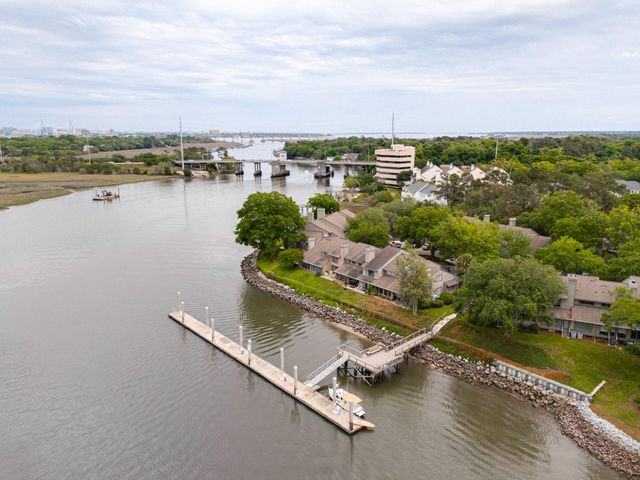 14 Wappoo Creek Place, Charleston, SC 29412