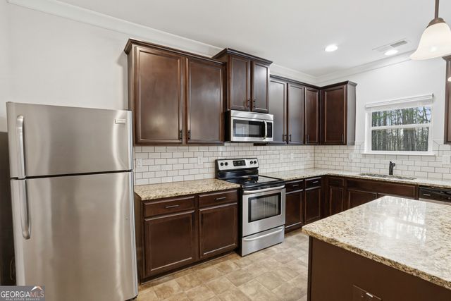 1423 Stone Ridge Court, Hampton, GA 30228