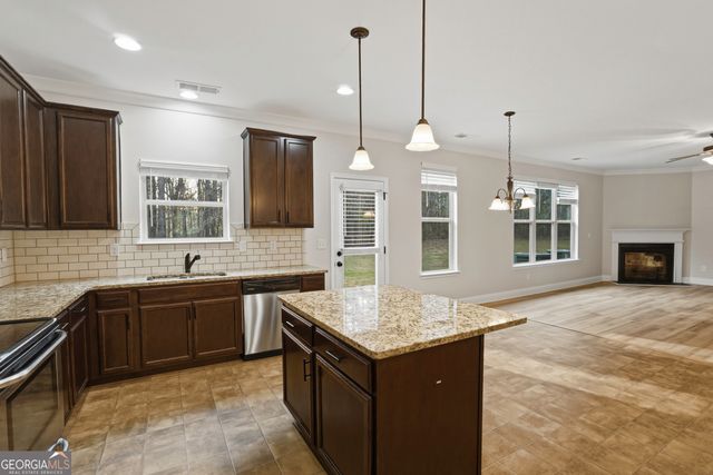 1423 Stone Ridge Court, Hampton, GA 30228