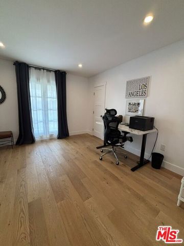 1113 S Doheny Drive, Los Angeles, CA 90035