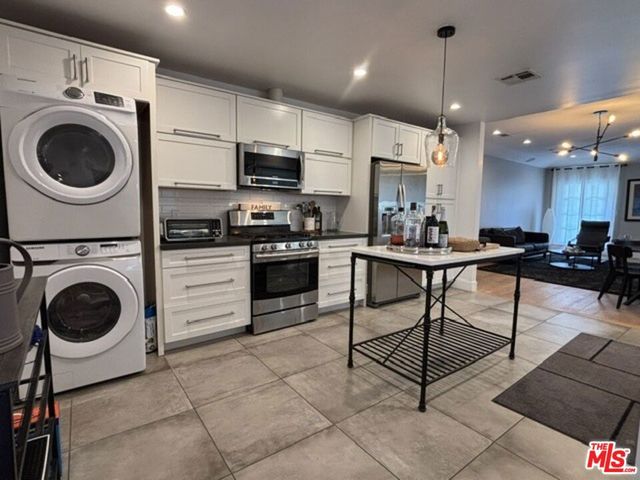 1113 S Doheny Drive, Los Angeles, CA 90035
