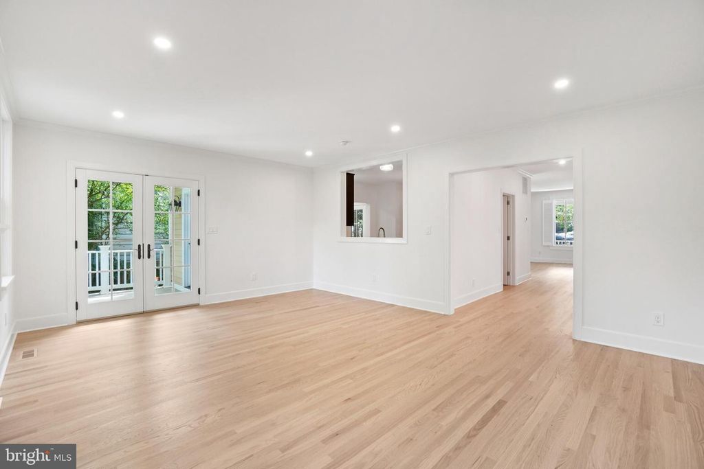 3705 UNDERWOOD ST, Chevy Chase, MD 20815