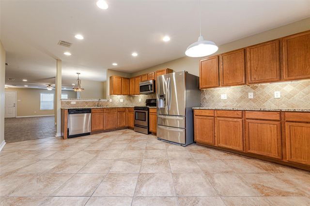 9013 Fremont Trail, Fort Worth, TX 76244