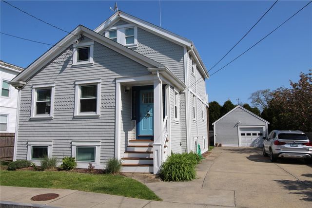 28 W Narragansett Avenue, Newport, RI 02840