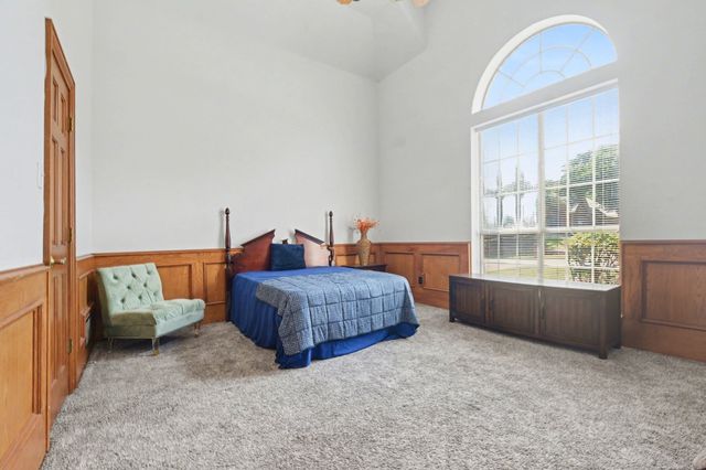 5205 Vicksburg Drive, Arlington, TX 76017