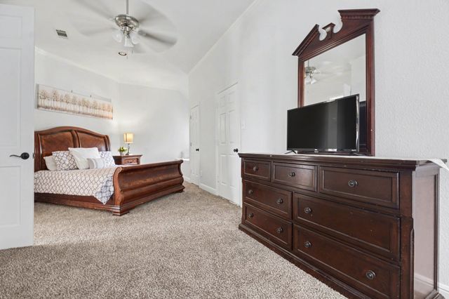 5205 Vicksburg Drive, Arlington, TX 76017