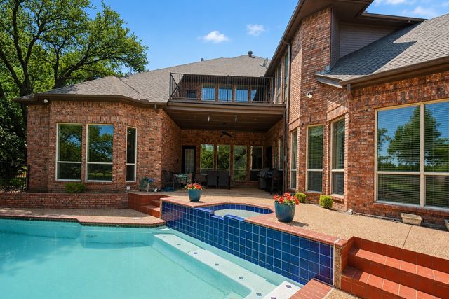 5205 Vicksburg Drive, Arlington, TX 76017