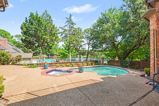 5205 Vicksburg Drive, Arlington, TX 76017
