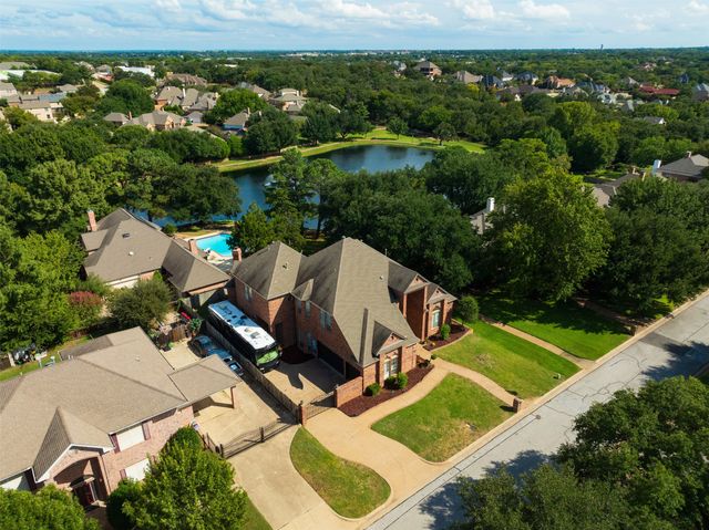 5205 Vicksburg Drive, Arlington, TX 76017