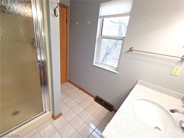 10522 Belleau Drive, Twinsburg, OH 44087