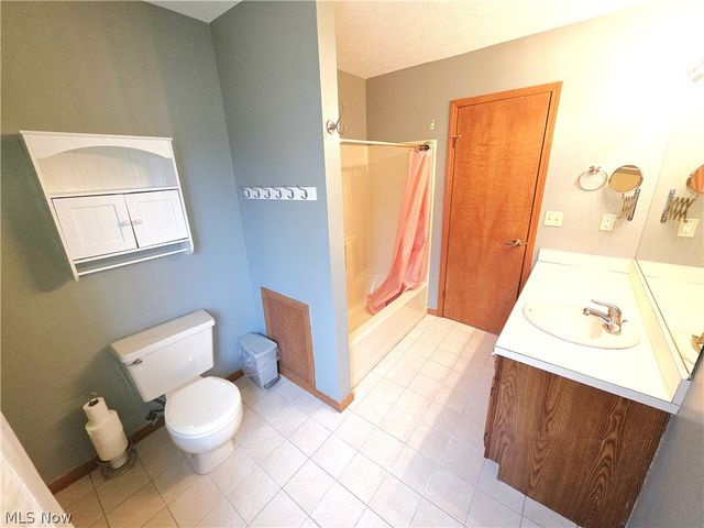 10522 Belleau Drive, Twinsburg, OH 44087