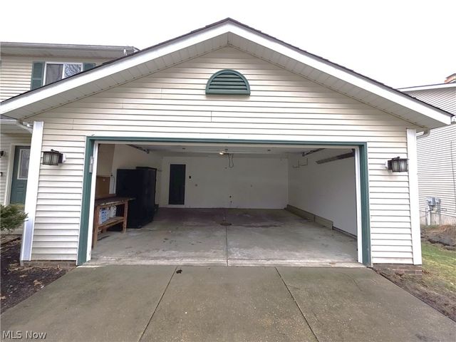 10522 Belleau Drive, Twinsburg, OH 44087