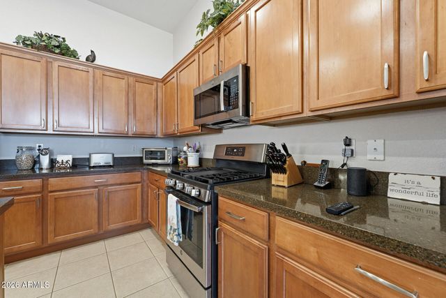 22224 N SUNSET Drive, Maricopa, AZ 85139