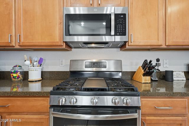 22224 N SUNSET Drive, Maricopa, AZ 85139