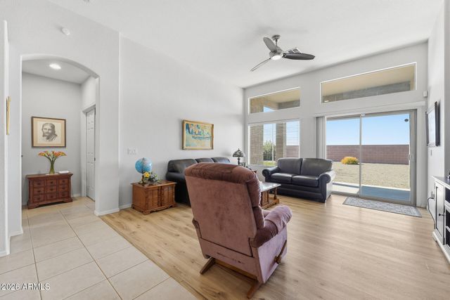 22224 N SUNSET Drive, Maricopa, AZ 85139