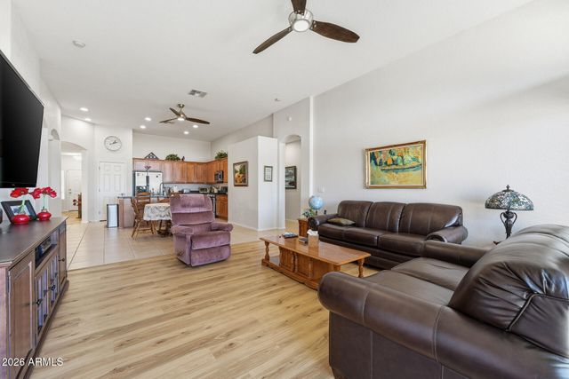 22224 N SUNSET Drive, Maricopa, AZ 85139