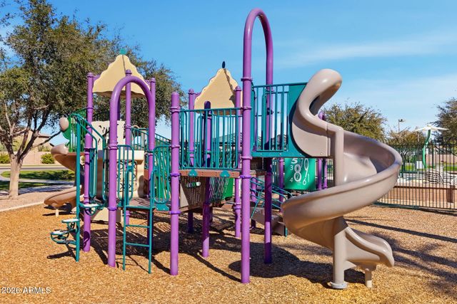 22224 N SUNSET Drive, Maricopa, AZ 85139