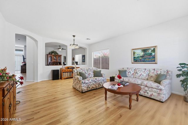 22224 N SUNSET Drive, Maricopa, AZ 85139