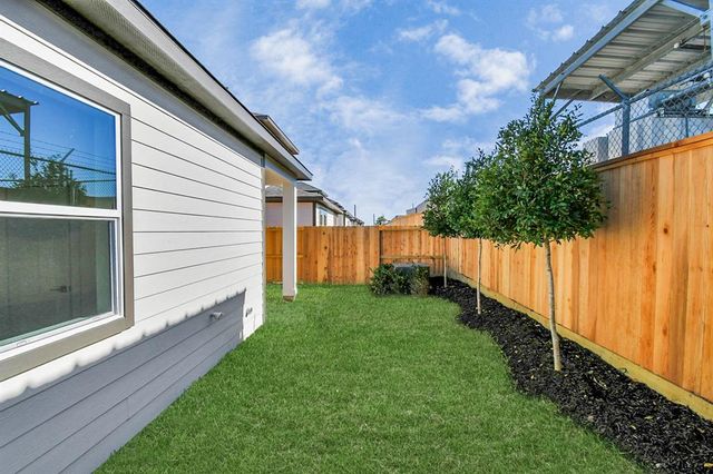 4346 Avron Drive, Stafford, TX 77477