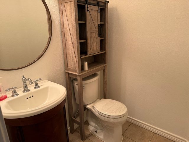 543 Islet Drive, Runaway Bay, TX 76426