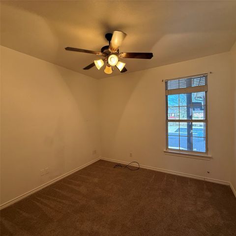 543 Islet Drive, Runaway Bay, TX 76426