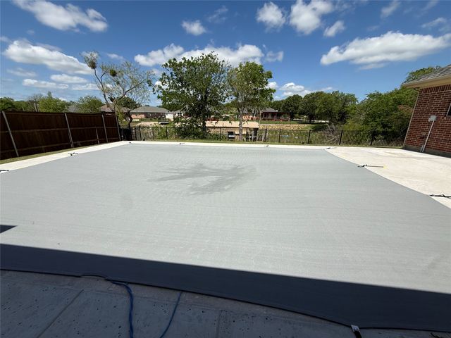 543 Islet Drive, Runaway Bay, TX 76426