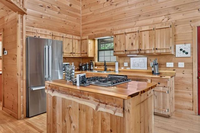 214 Ethan Wilson Way, Morganton, GA 30560