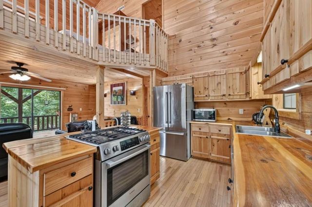 214 Ethan Wilson Way, Morganton, GA 30560