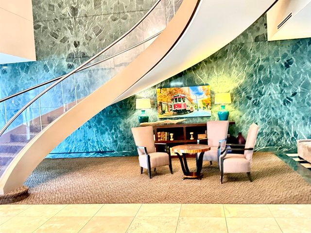 655 S Riverside Dr Apt 1208, Memphis, TN 38103